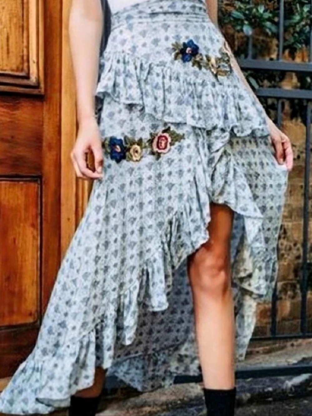 Jaase boho high-low style Skirt with floral embellishments